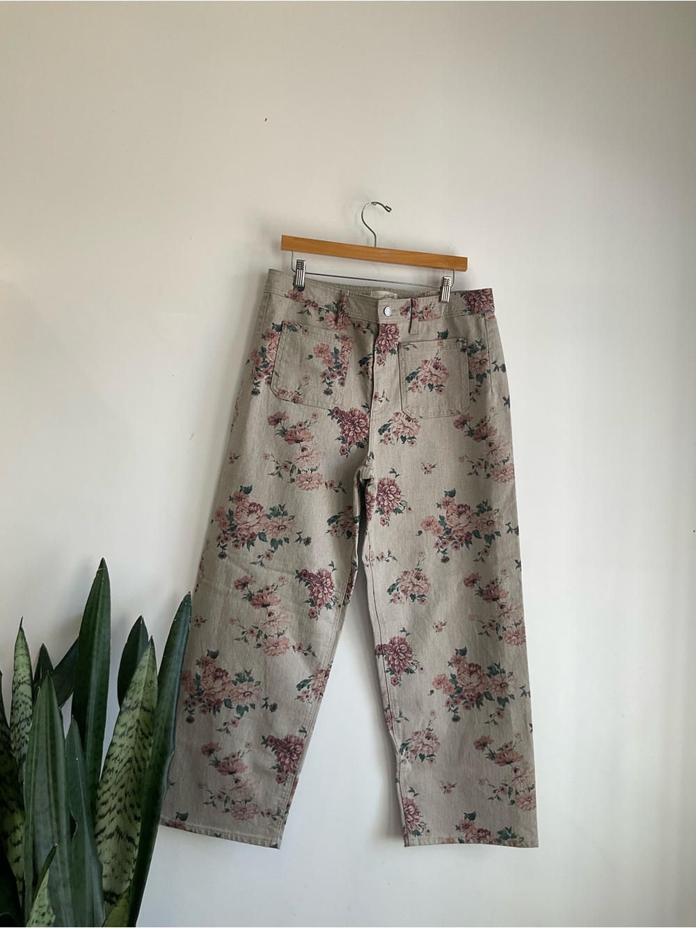 Universal Thread Beige Corduroy Pants with Pink Floral Print